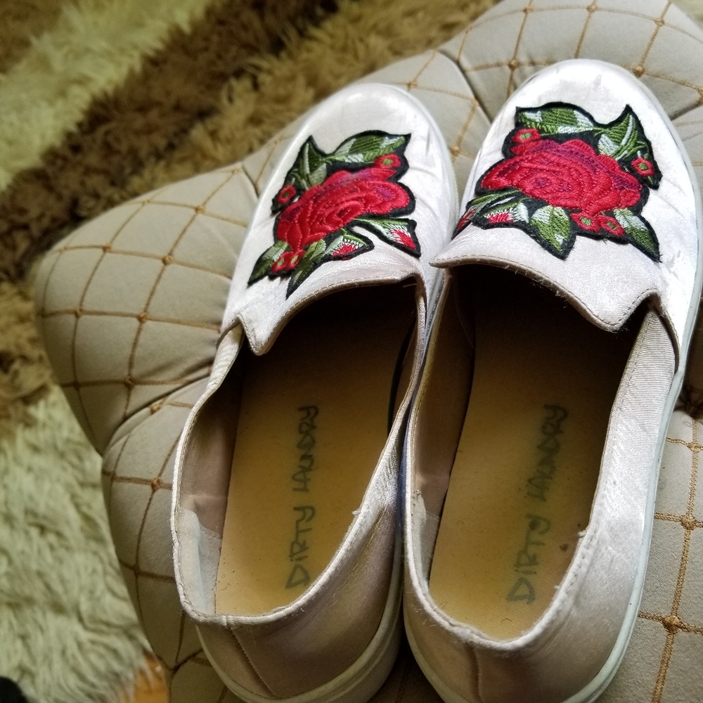Women slip ons